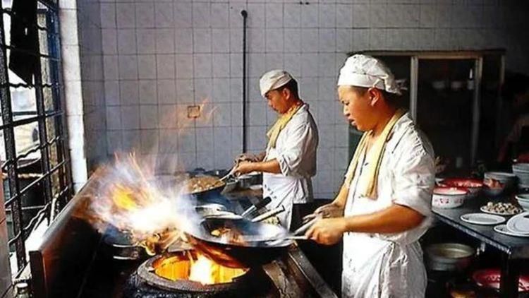 亚洲国产人久久久成人精品网站